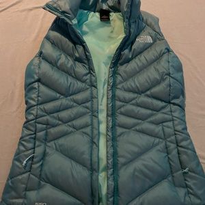 Women’s north face vest